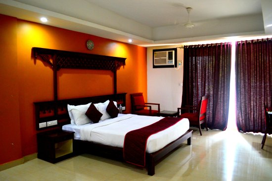 Pagoda Resort / Triveni river palace / Similar- Alleppey